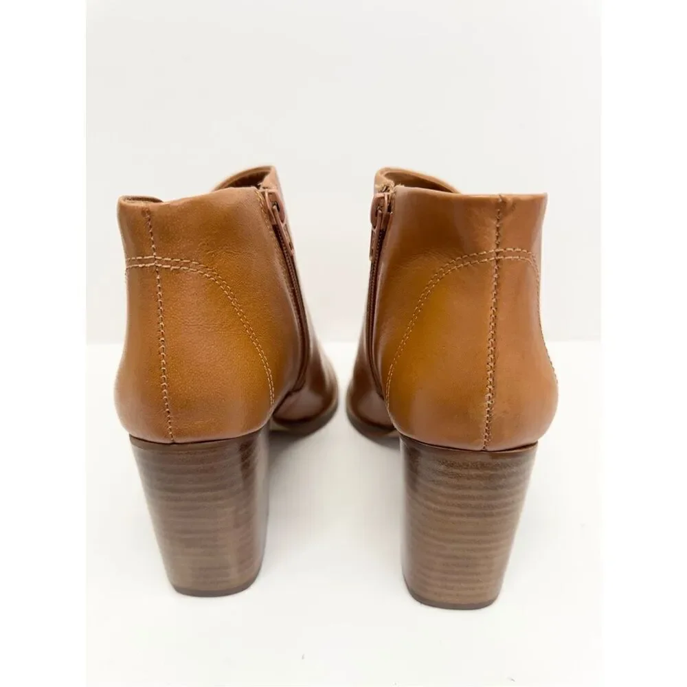 Arezzo Leather‎ Boots Size 9 Pointed Toe Block Heel Pull On Booties NEW